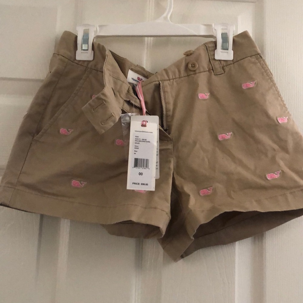 Vineyard vines whale  dayboat shorts